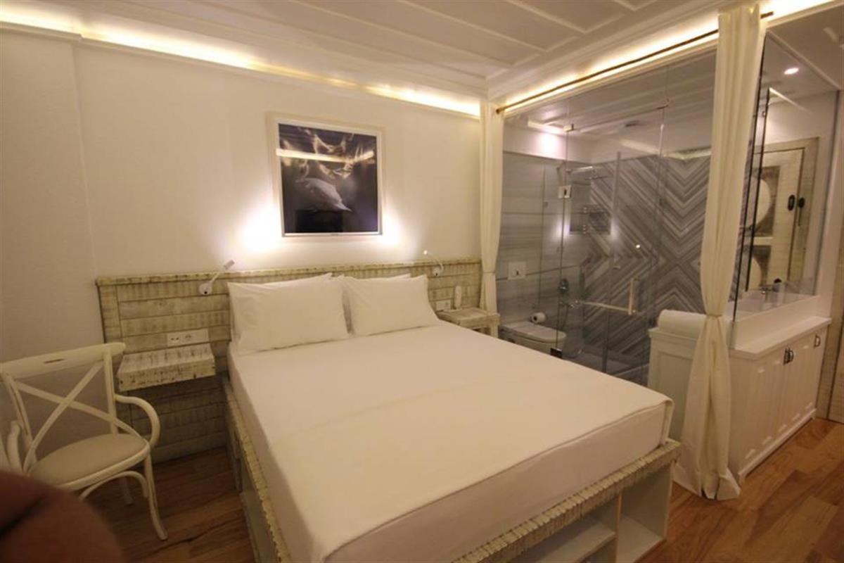 Cunda Pur Beyaz Hotel Bagian luar foto