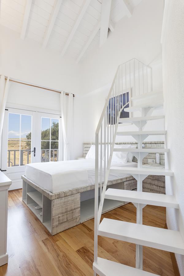 Cunda Pur Beyaz Hotel Bagian luar foto