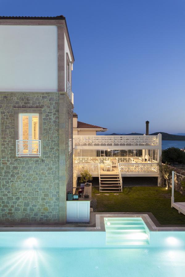 Cunda Pur Beyaz Hotel Bagian luar foto