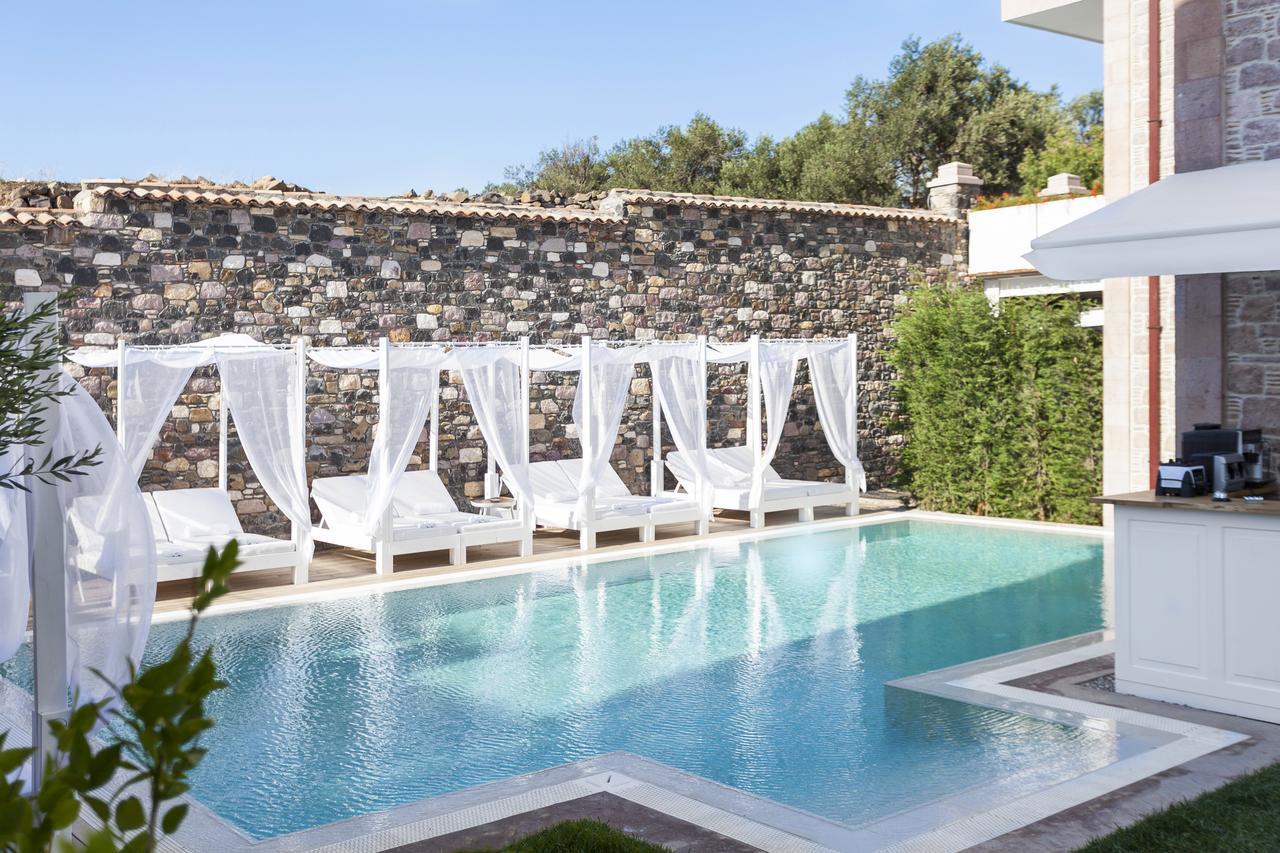 Cunda Pur Beyaz Hotel Bagian luar foto