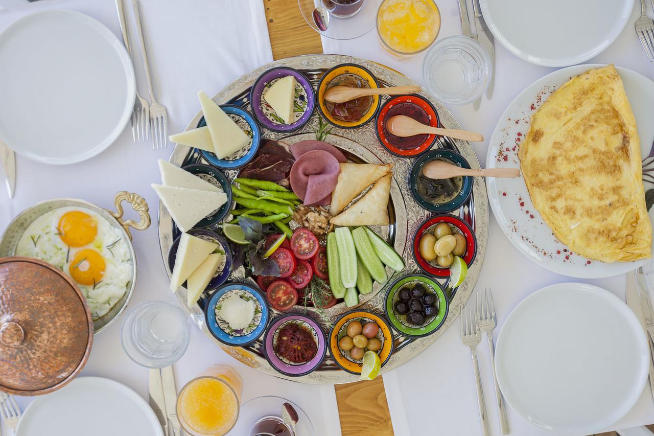 Cunda Pur Beyaz Hotel Bagian luar foto