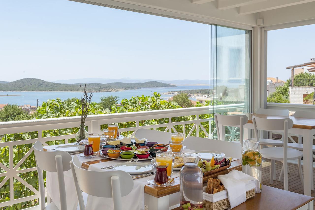 Cunda Pur Beyaz Hotel Bagian luar foto